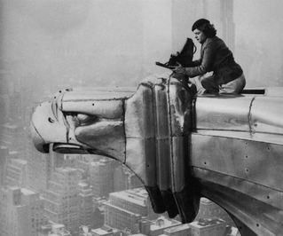  مارگارت بورک عکاس خبری مشهور زن در سال 1934