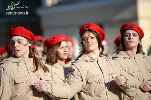 اعضای جنبش عمومی وطن پرست روسیه در مدرسه نظامی یکاترینبورگ