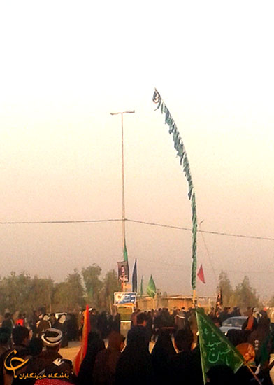 عکس/ بلندترین پرچم درپیاده‌روی اربعین