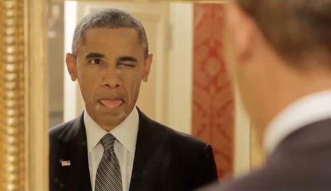 شکلک درآوردن اوباما دربرابر آینه+عکس