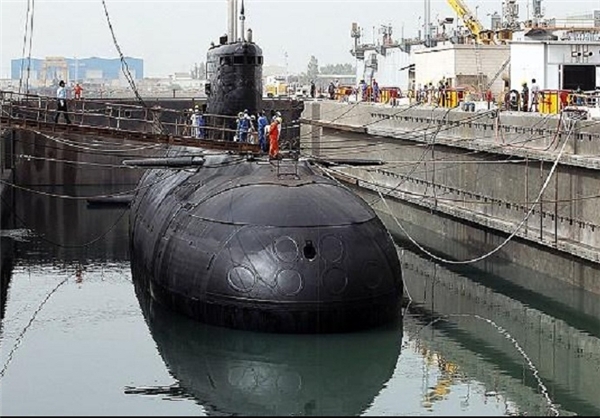 زیردریایی با قابلیت شلیک موشک +تصاویر