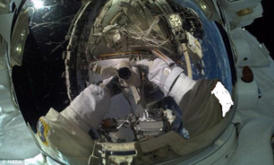 وقتی فضانوردان هم سلفی می‌گیرند +تصاویر