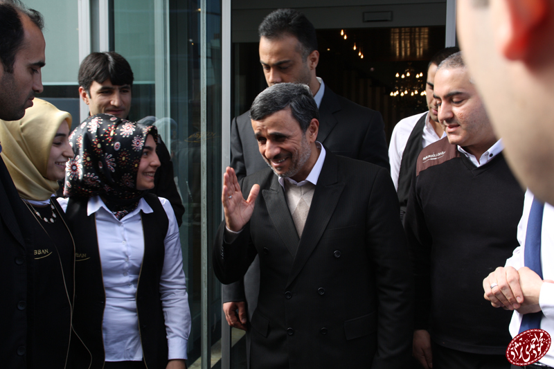 تصاویر/ استقبال از احمدی نژاد در ترکیه