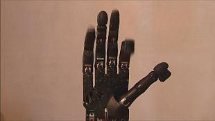 پیشرفته‌ترین دست رباتیک + عکس