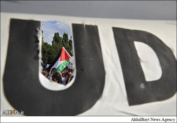 اعتراض جالب حامیان غزه درفرانسه+تصاویر