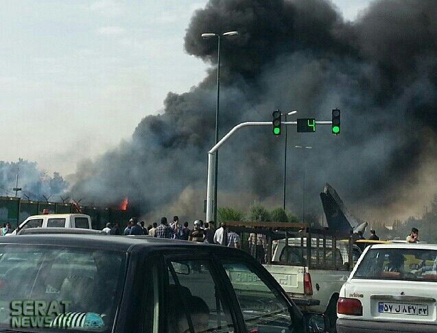 تصاویر/ سقوط هواپیمای مسافربری در تهران