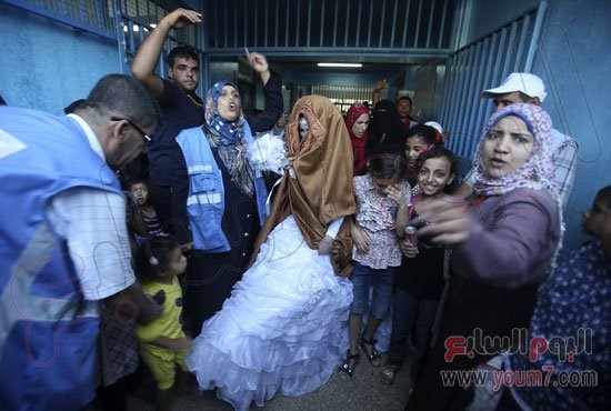 مراسم ازدواج در مدرسه پناهندگان غزه +تصاویر