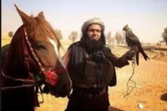 تروریست خطرناک و خودشیفته داعش +تصاویر