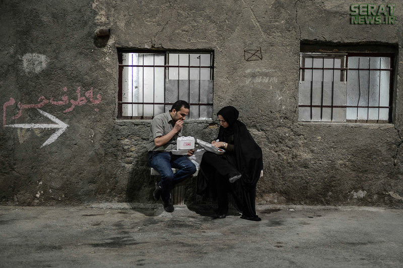 عکس/ افطاری دونفره نزدیک حرم