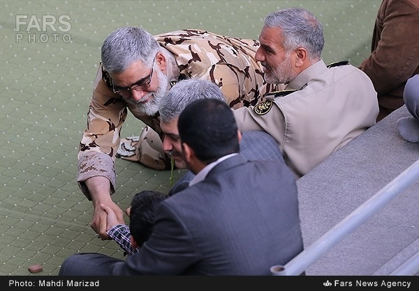 حاشیه‌های نماز در مصلی امام خمینی+تصاویر