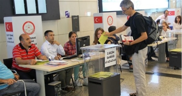 پ.ک.ک مانع رای دادن به اردوغان شد