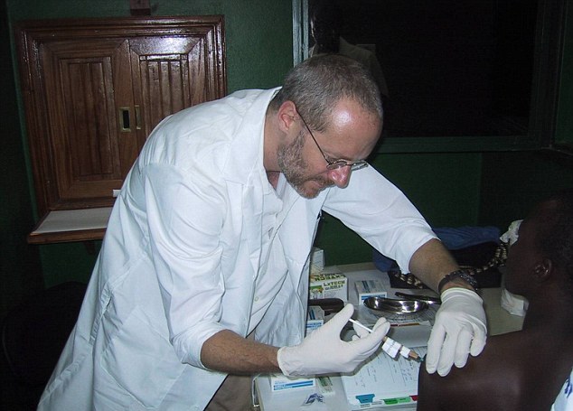 اولین داوطلبان واکسن ابولا +تصاویر