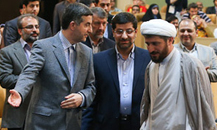 محبوبیت احمدی‌نژاد آقایان را نگران کرده