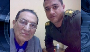 عکس سلفی مبارک پس از تبرئه شدن