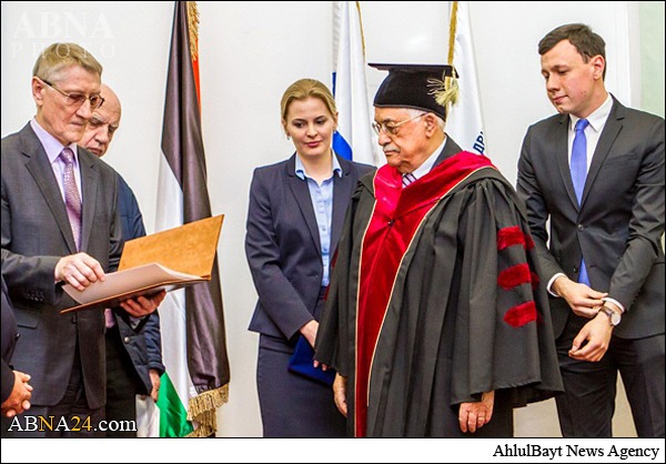 محمود عباس در مسکو دکتر شد +عکس