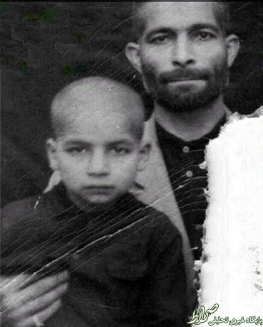 عکس/ روحانی در آغوش پدر