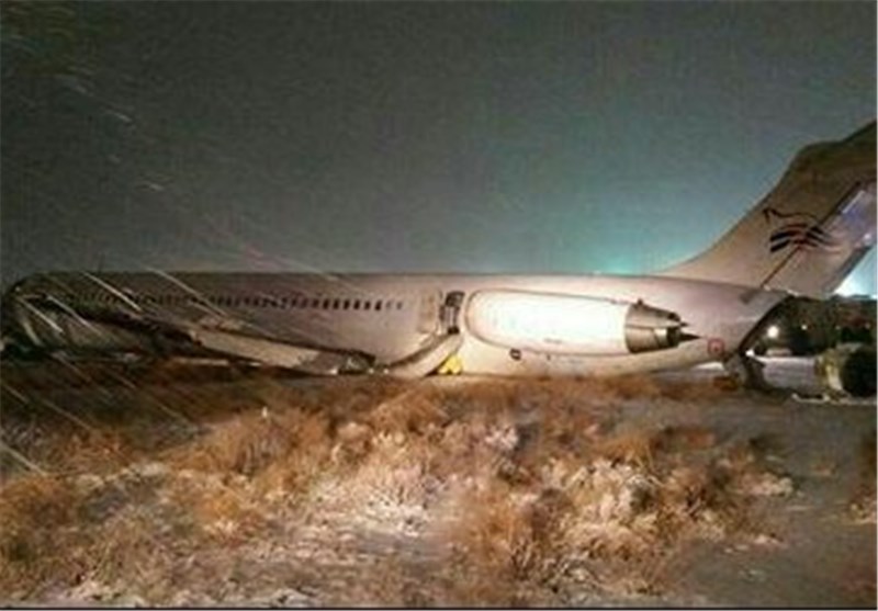 عکس/ هواپیمای سانحه دیده در مشهد