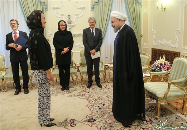 نفر بعدی با چه حجابی به تهران می‌آید؟!/ شیب ملایم دولت در ملاطفت با خانم‌های غربی!