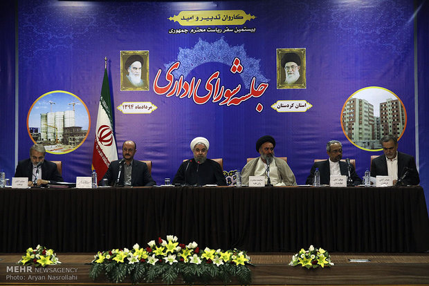 تصاویر/حضور رئیس جمهور در شورای اداری و نشست خبری سفر استانی کردستان