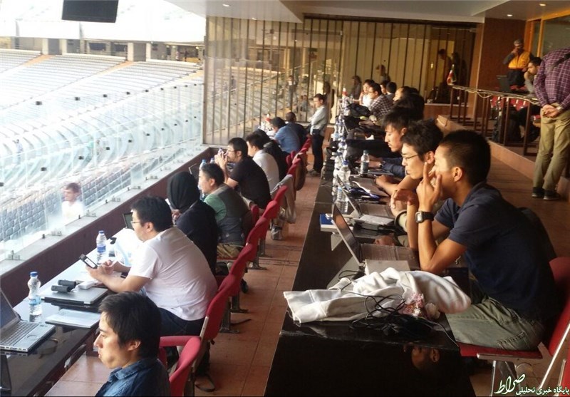 تصاویر/ خبرنگاران ژاپنی در ورزشگاه آزادی