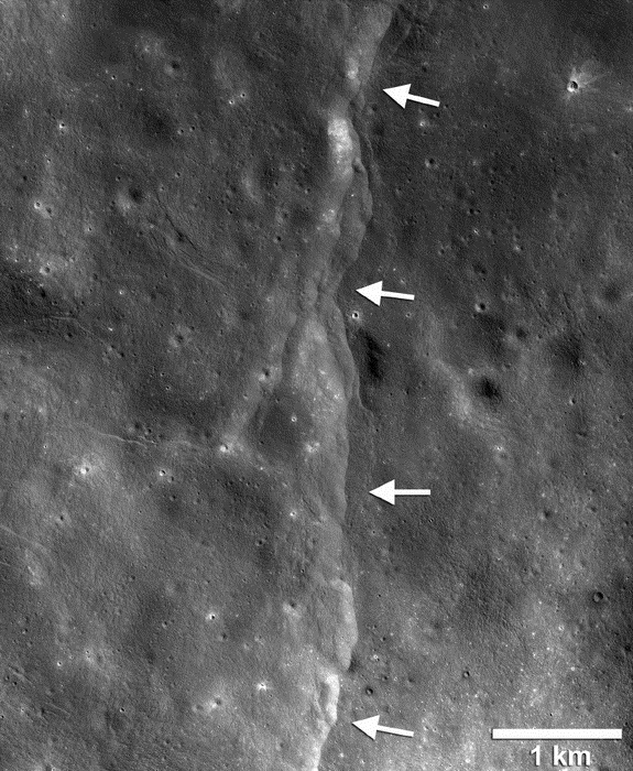 کشف تازه از زمین و ماه