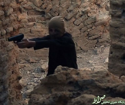 قایم باشک متفاوت کودکان داعشی +عکس