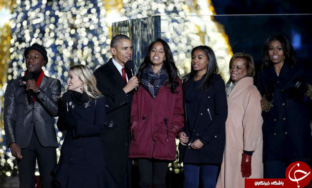 عکس/ اوباما چراغ کریسمس را روشن کرد