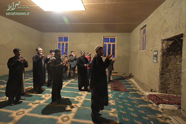 عکس/ نماز جماعت در مسجد روستایی در تاجیکستان