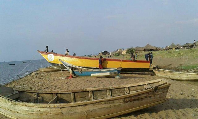 قایق حامل تیم فوتبال در آفریقا غرق شد +عکس