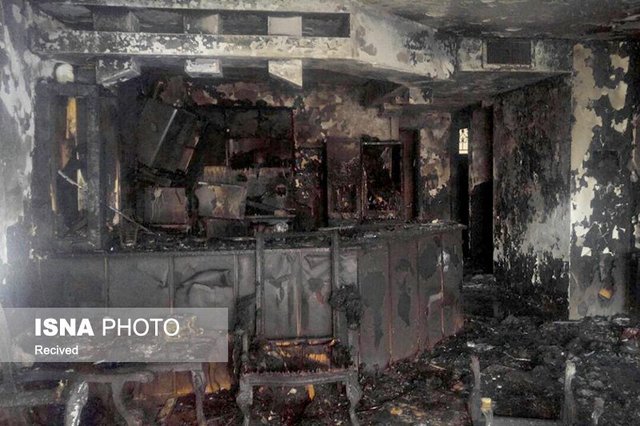 تصاویر/ آتش‌سوزی منزل مسکونی در مشهد