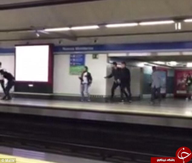دعوای‌وحشیانه گانگسترها در مترو+تصاویر