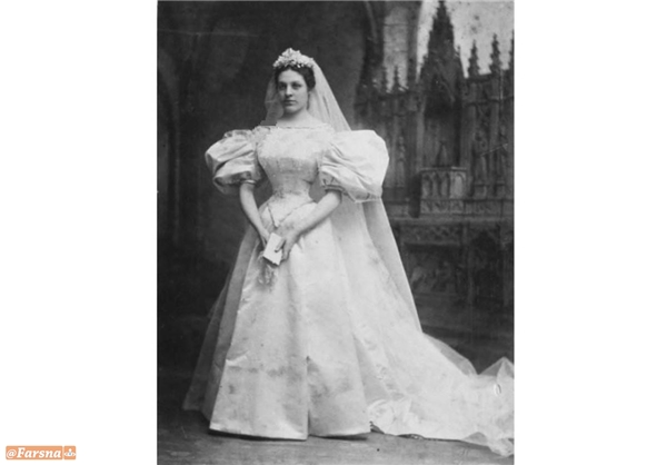 این لباس عروس ۱۲۰ ساله یازده دختر را به خانه بخت فرستاده +تصاویر