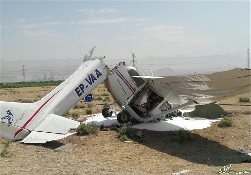 سقوط یک هواپیمای آموزشی در کرج +تصاویر