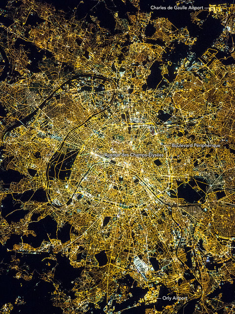 پاریس را از فضا ببینید +عکس