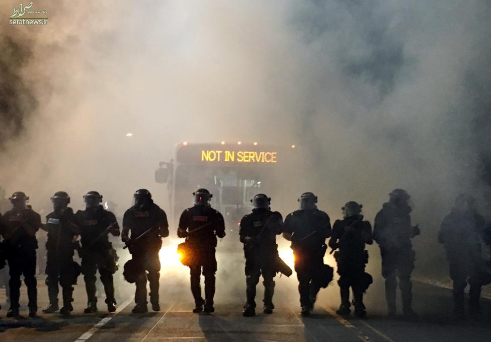 عکس/آماده باش پلیس ضدشورش در کارولینا