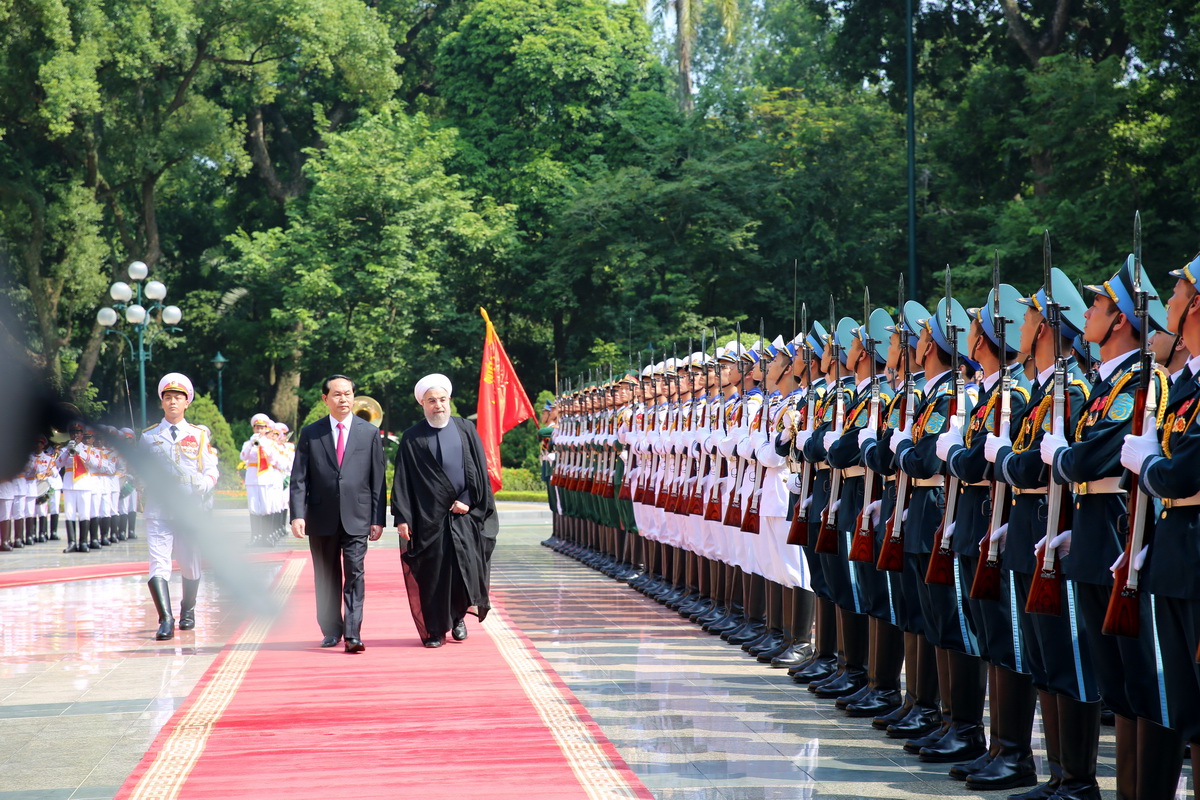 استقبال رسمی رئیس‌جمهور ویتنام از روحانی