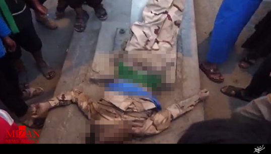 اقدام وحشیانه داعشی‌ها با جنازه یک سرباز + عکس (16+)