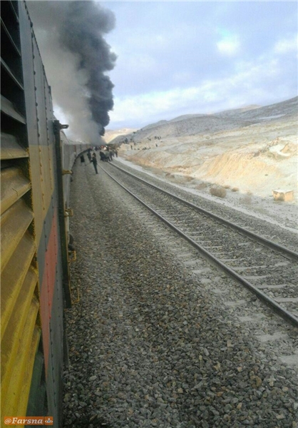 تصاویر/برخورد دو قطار مسافربری در شاهرود
