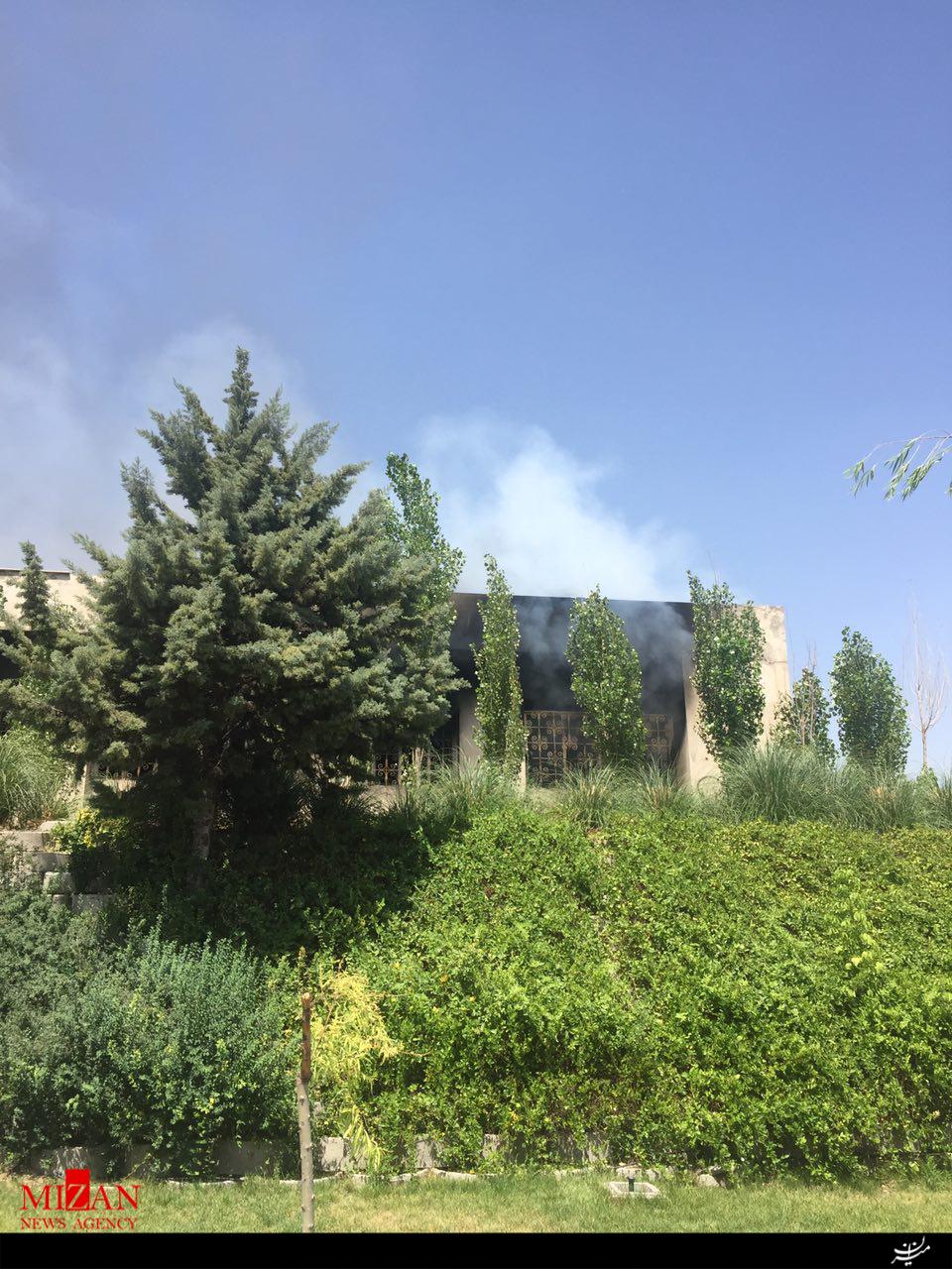 آتش سوزی در ساختمان متروکه شهرک غرب +تصاویر