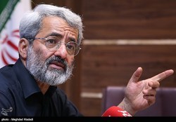 نظر سلیمی نمین درباره بحث استعفای دولت