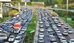محدودیت ترافیکی در محور‌های منتهی به مراسم تشییع شهدا