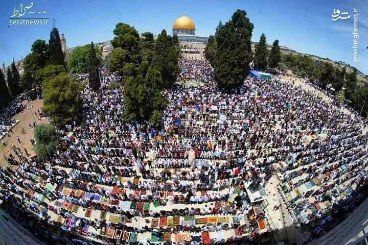 عکس/ هزاران فلسطینی در نماز جمعه مسجد الاقصی