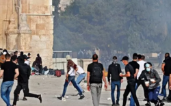 یورش شهرک نشینان به «مسجدالاقصی» / وقوع درگیری با فلسطینیان