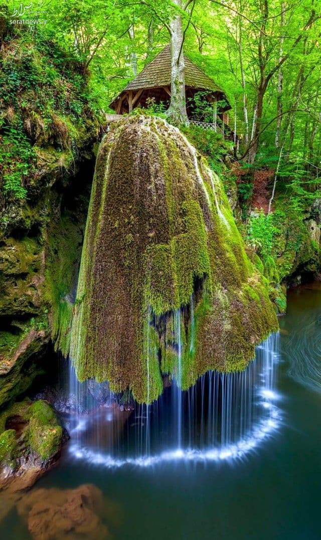 عکس / آبشاری که مثل آن را تا به حال در عمرتان ندیده‌اید