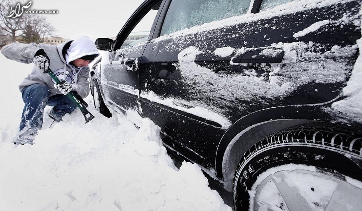 اگر ماشین در برف گیر کرد، چه کنیم؟