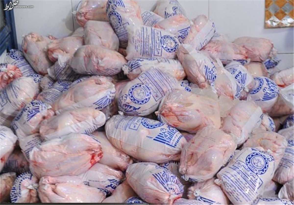 عرضه مرغ منجمد با قیمت ۴۰ هزار تومان در بازار