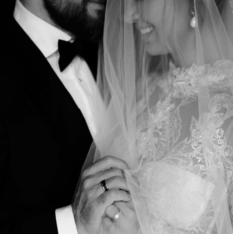 اولین تصاویر عروسی فوق لاکچری بهرام رادان و همسرش مینا مختاری