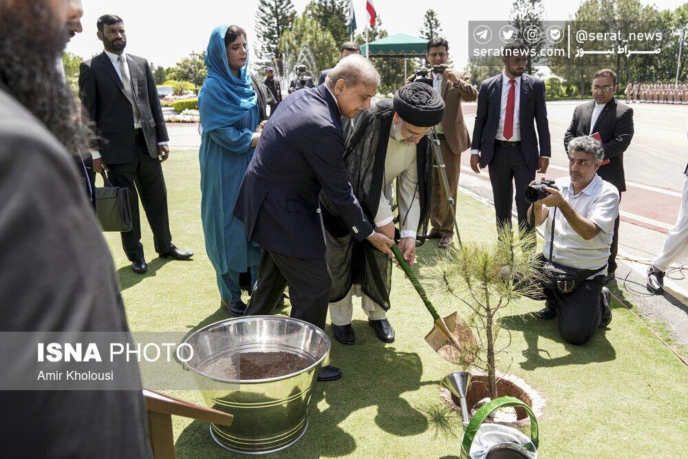 عکس / حرکت متفاوتی که رئیسی در پاکستان انجام داد