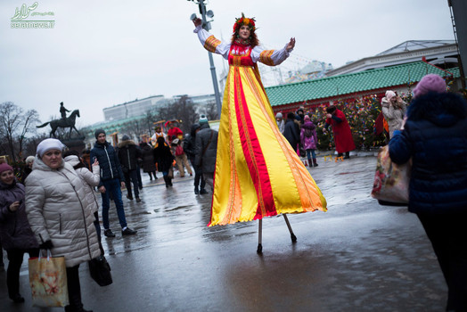 جشن  سنتی  ماسلنیتسا در میدان سرخ مسکو به مناسبت پایان زمستان