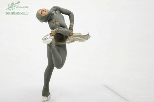 نمایش زهره لاری ورزشکار اماراتی  در رقابت های اسکیت داخل سالن بازی های آسیایی در ساپورو ژاپن